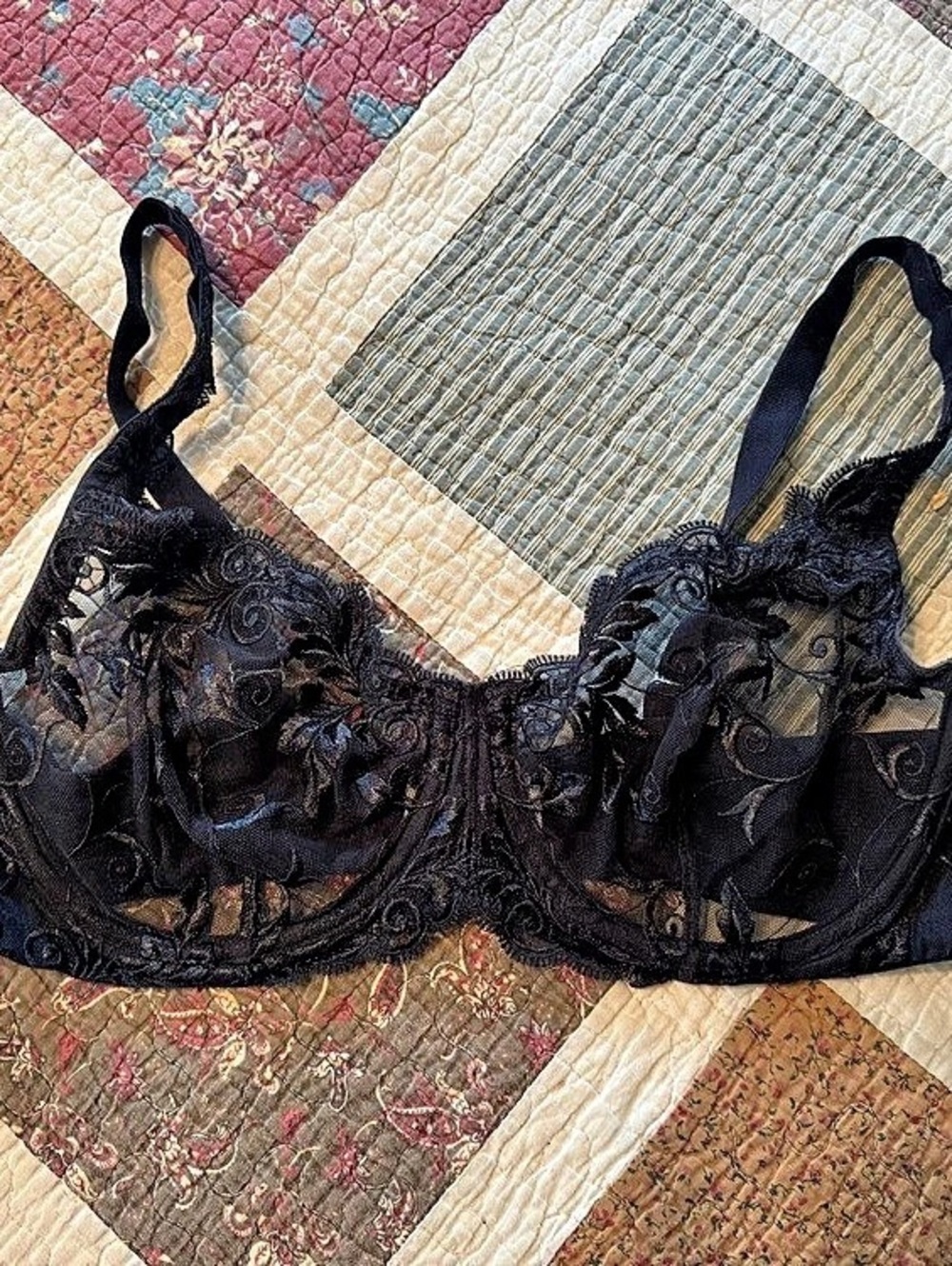 Soma Embraceable Lace Unlined Bra Black 36C